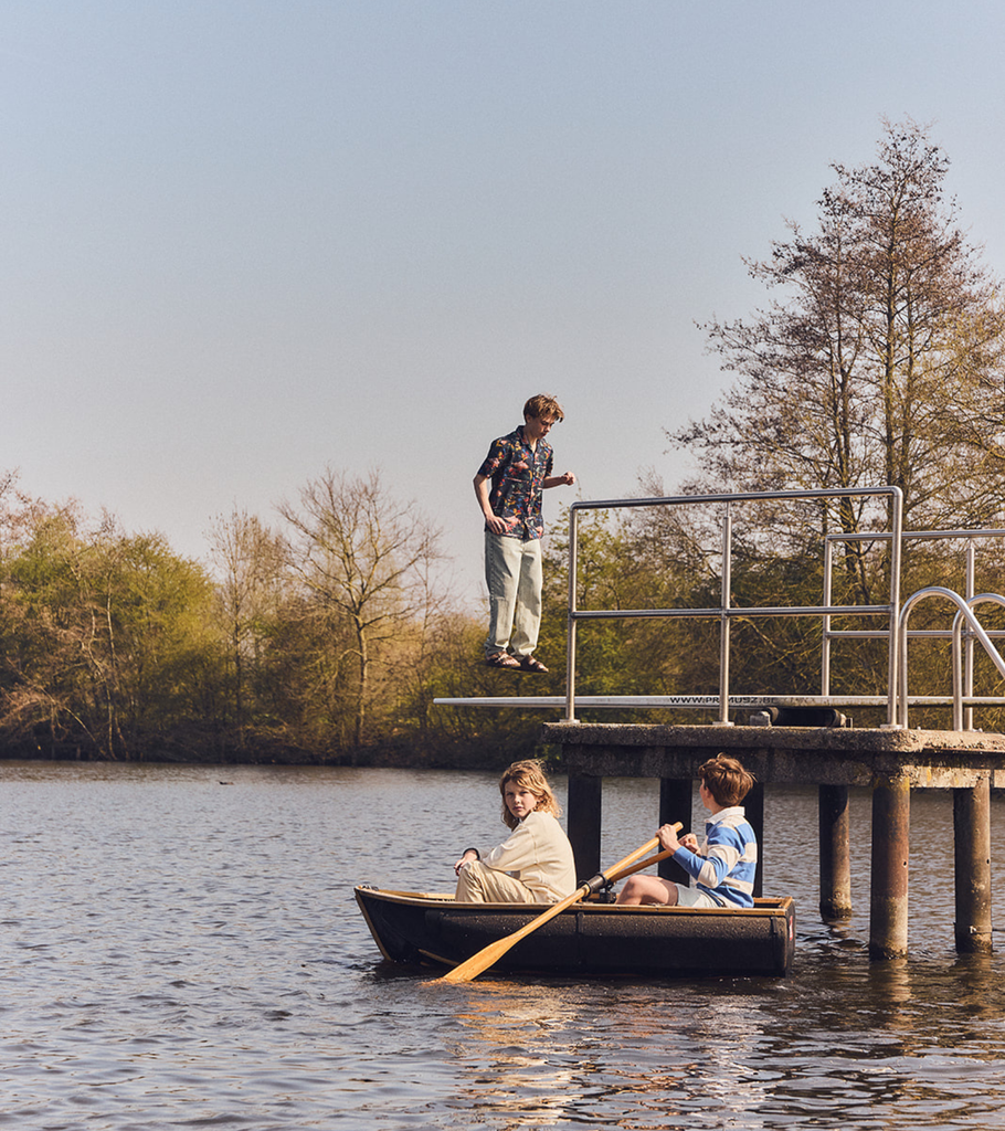 DRESSING MEMORIES SINCE 1976