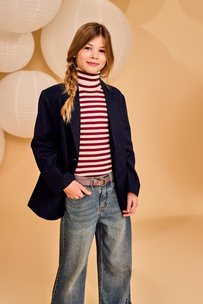 Go classic with denim jeans