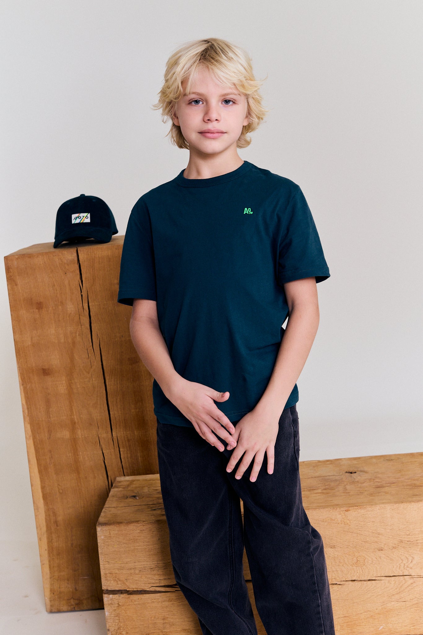 dark green