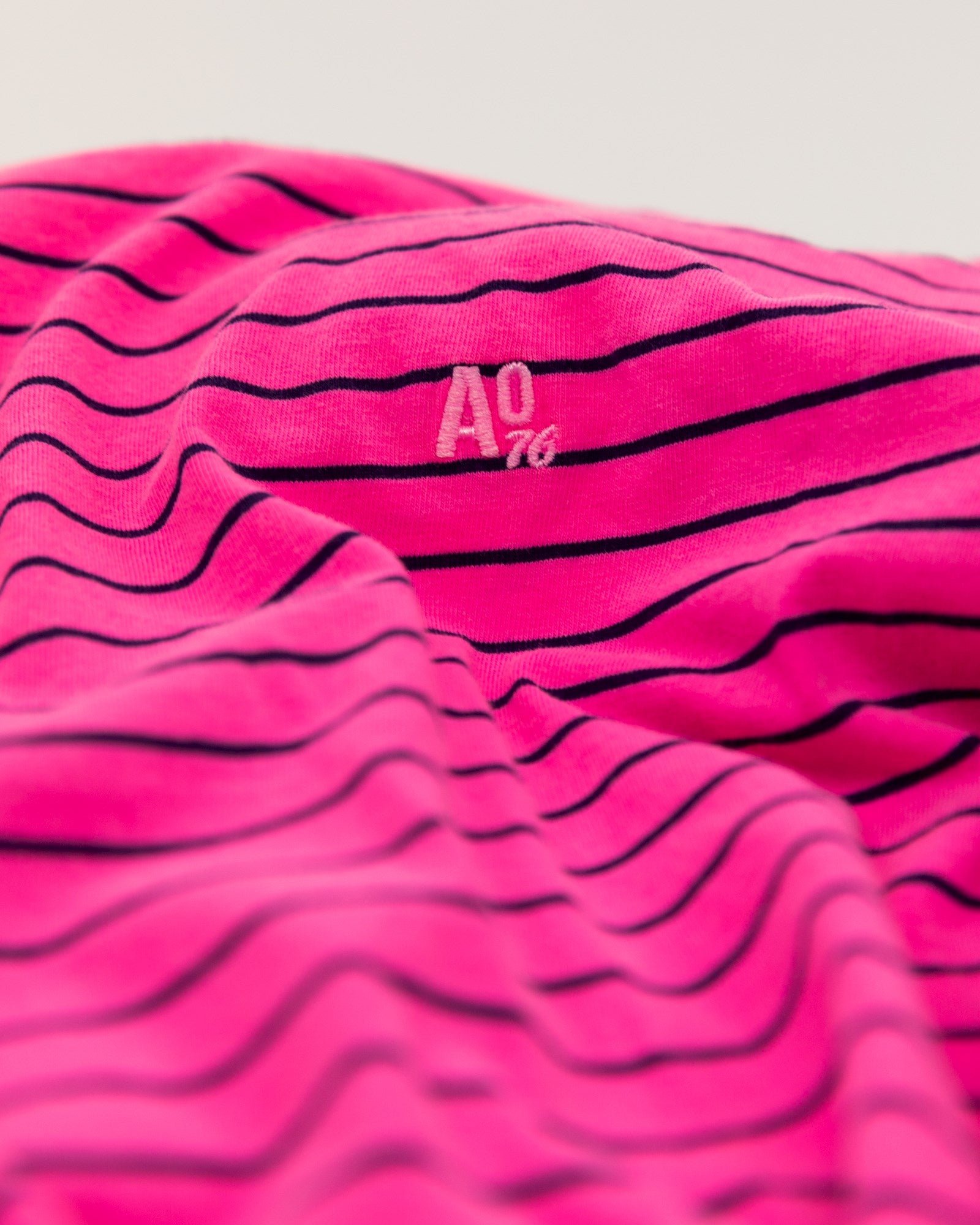 fluo pink