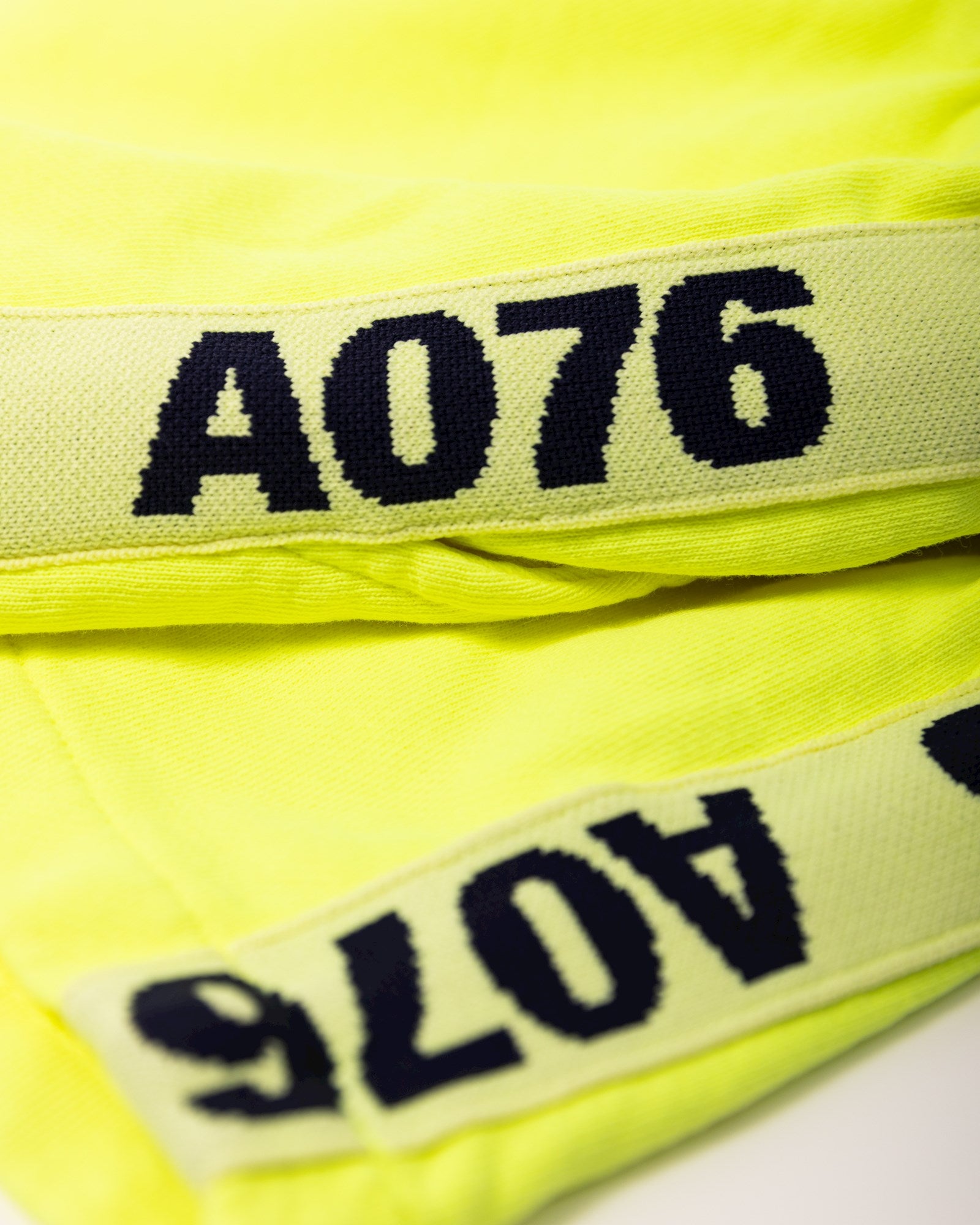 fluo yellow