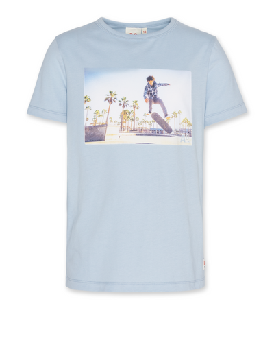 sky blue